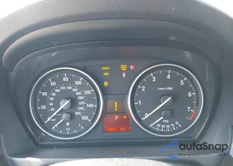 2011 BMW 328I xDrive z USA, uszkodzony, nr VIN WBAPK7G52BNN78431